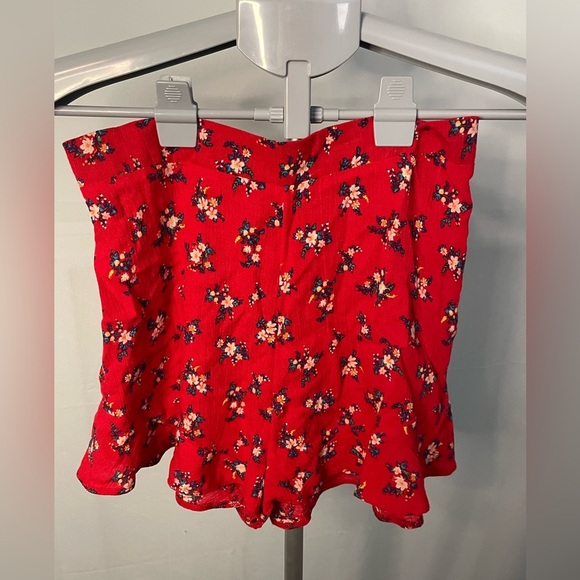 NWT American Eagle‎ outfitters red floral shorts size small - Picture 1 of 11